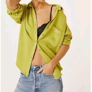 Anthropologie Pilcro Bo the Boyfriend Top Chartreuse Green size Small